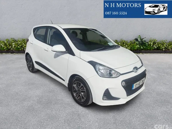 Hyundai i10 Hatchback, Petrol, 2017, White