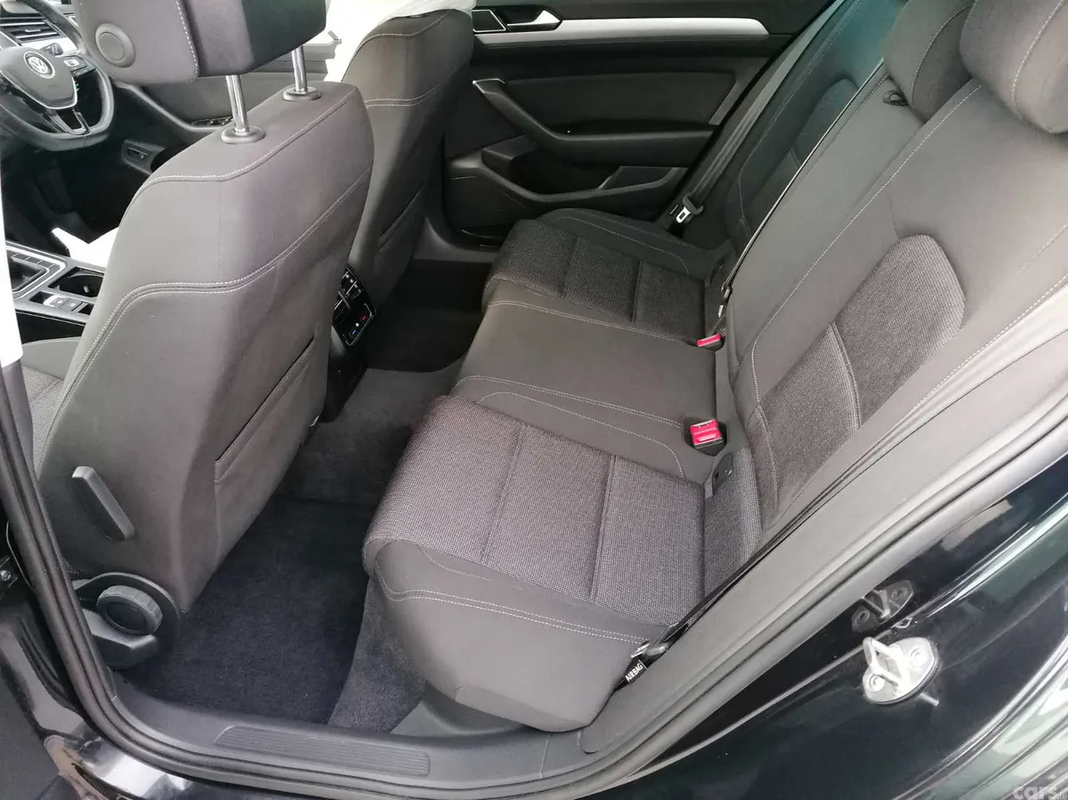 Volkswagen Passat Estate, Diesel, 2019, Black