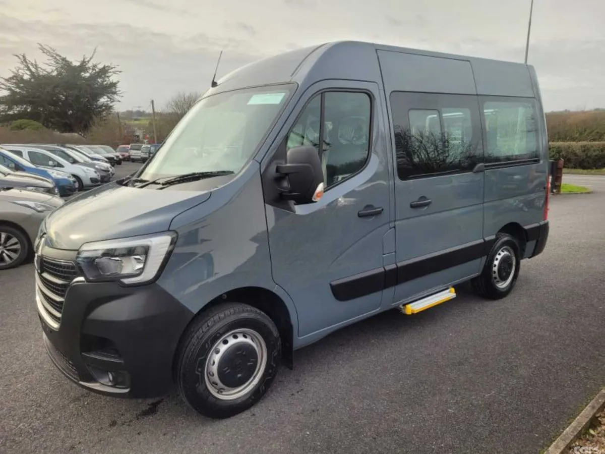 Renault Master MPV, Diesel, 2026, Grey