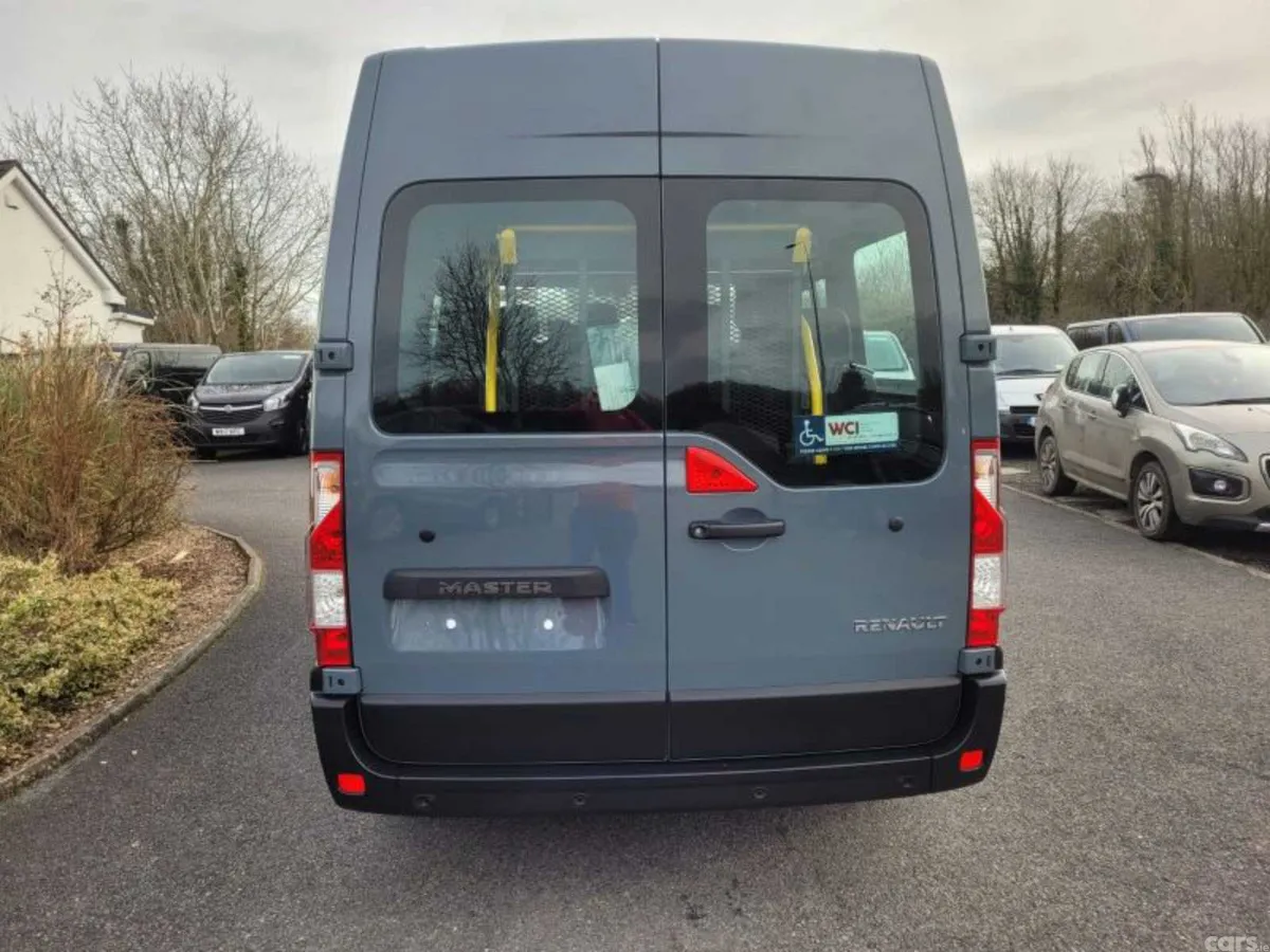 Renault Master MPV, Diesel, 2026, Grey