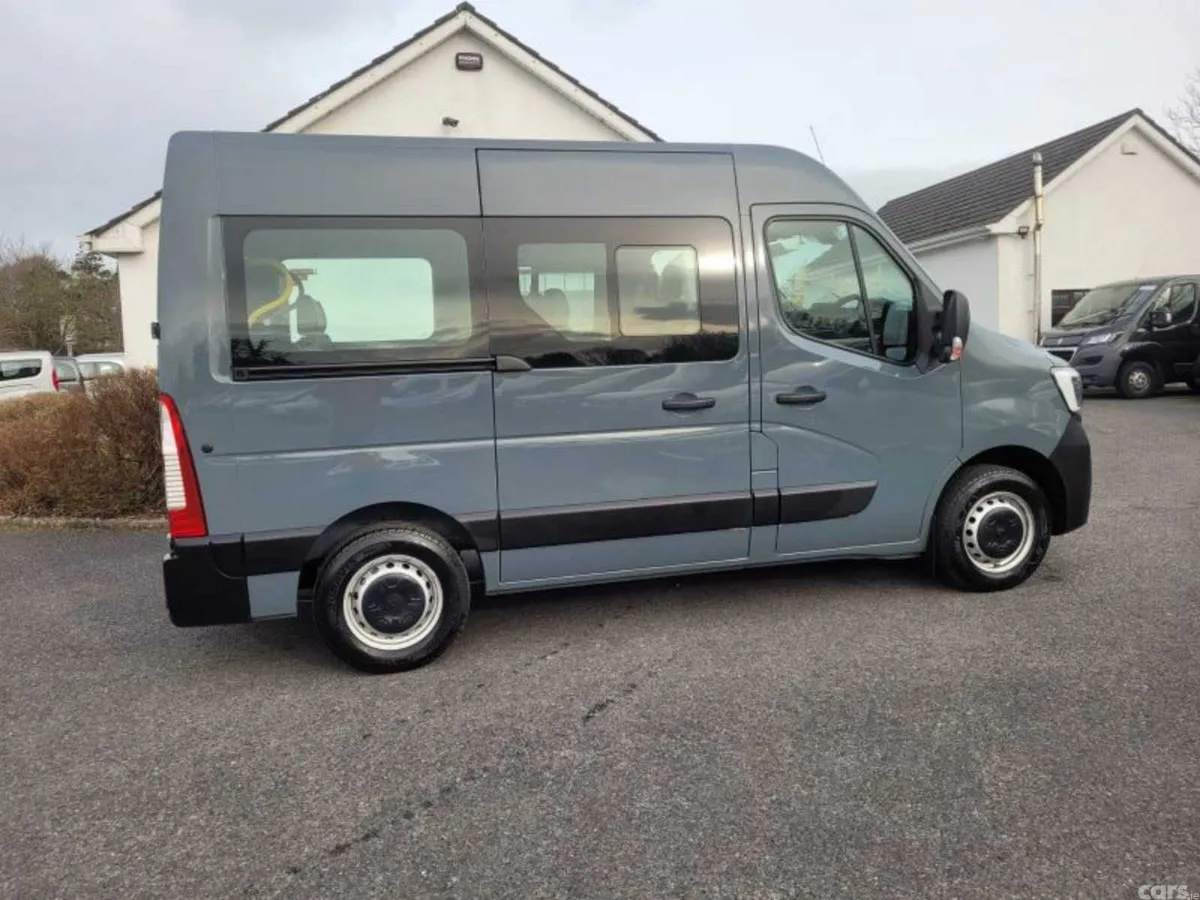 Renault Master MPV, Diesel, 2026, Grey