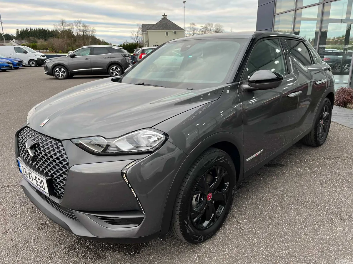 DS Automobiles DS 3 MPV, Electric, 2023, Grey