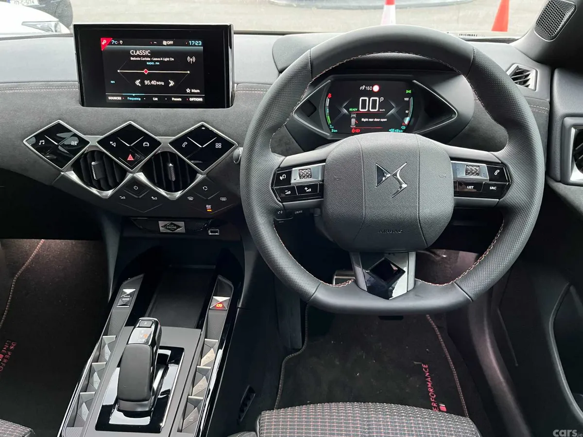 DS Automobiles DS 3 MPV, Electric, 2023, Grey