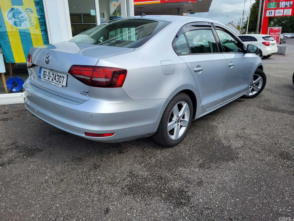 Volkswagen Jetta Saloon, Diesel, 2016, Silver