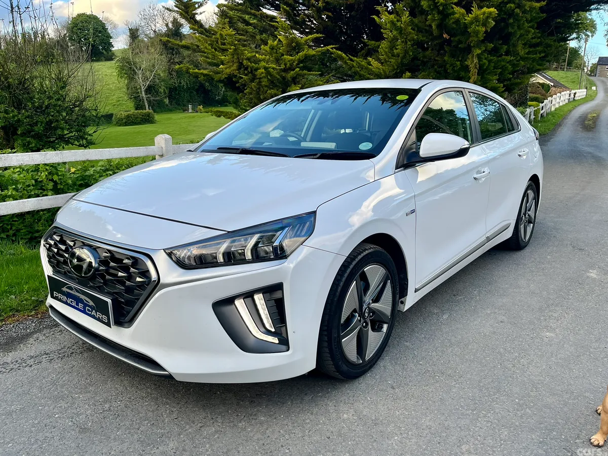 Hyundai IONIQ Hatchback, Petrol Hybrid, 2020, White