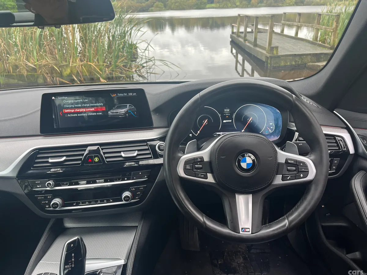 BMW 5-Series Saloon, Petrol Plug-in Hybrid, 2018, Grey