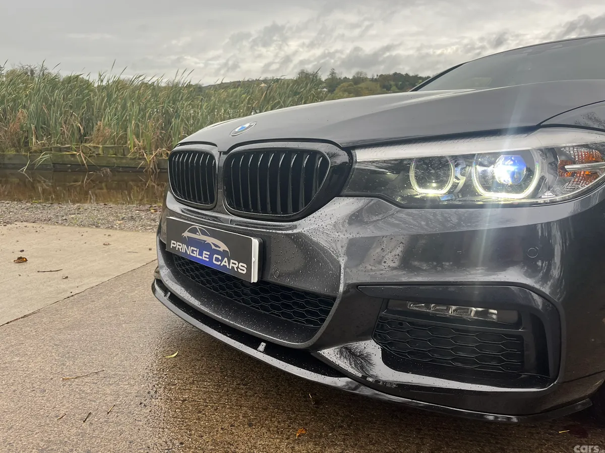 BMW 5-Series Saloon, Petrol Plug-in Hybrid, 2018, Grey