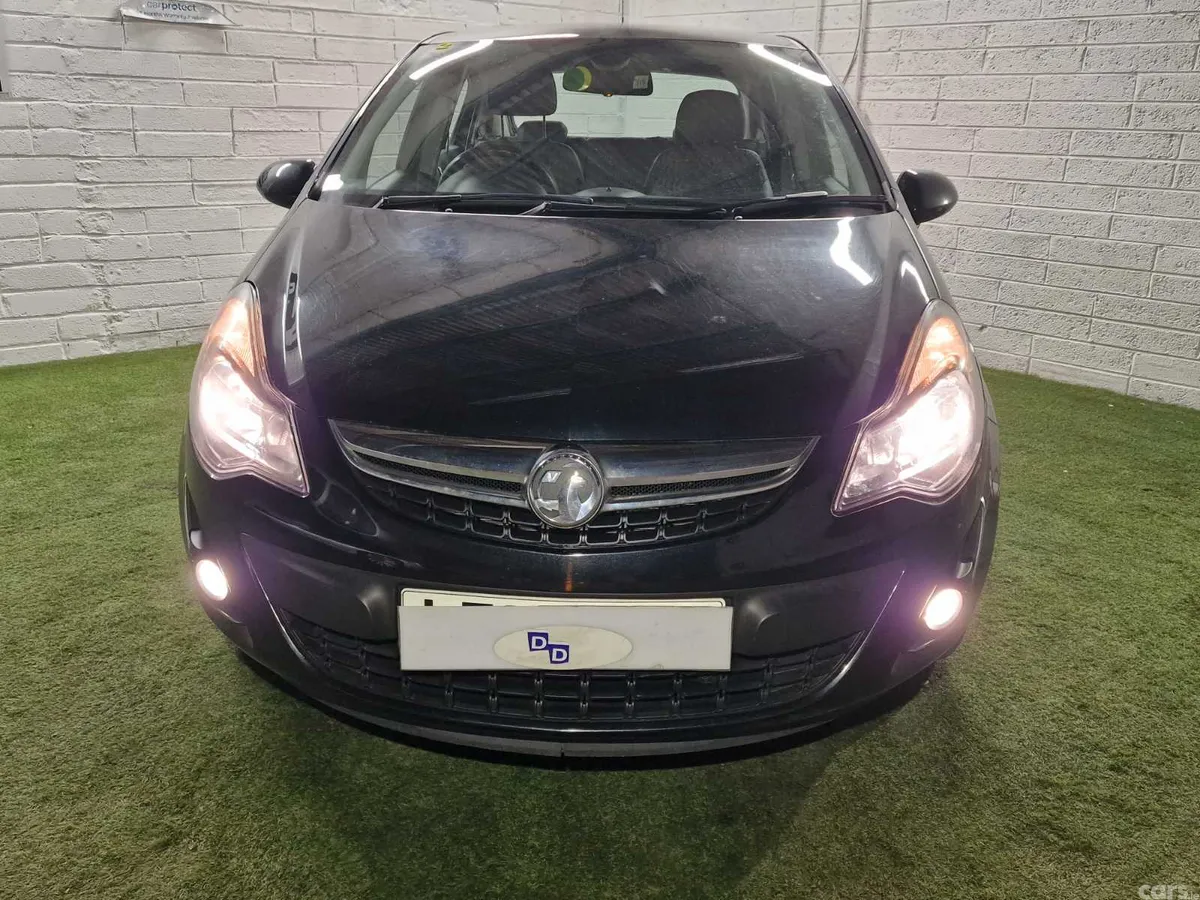 Vauxhall Corsa Hatchback, Petrol, 2014, Black