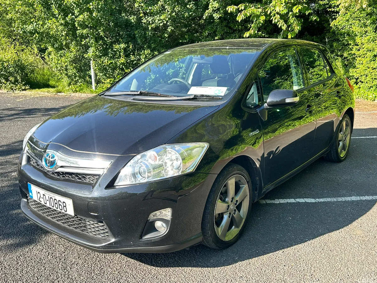 Toyota Auris Hatchback, Petrol Hybrid, 2012, Black