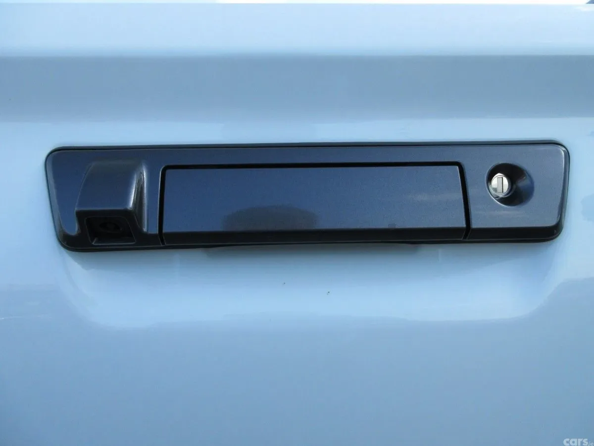 Isuzu D-Max MPV, Diesel, 2026, White