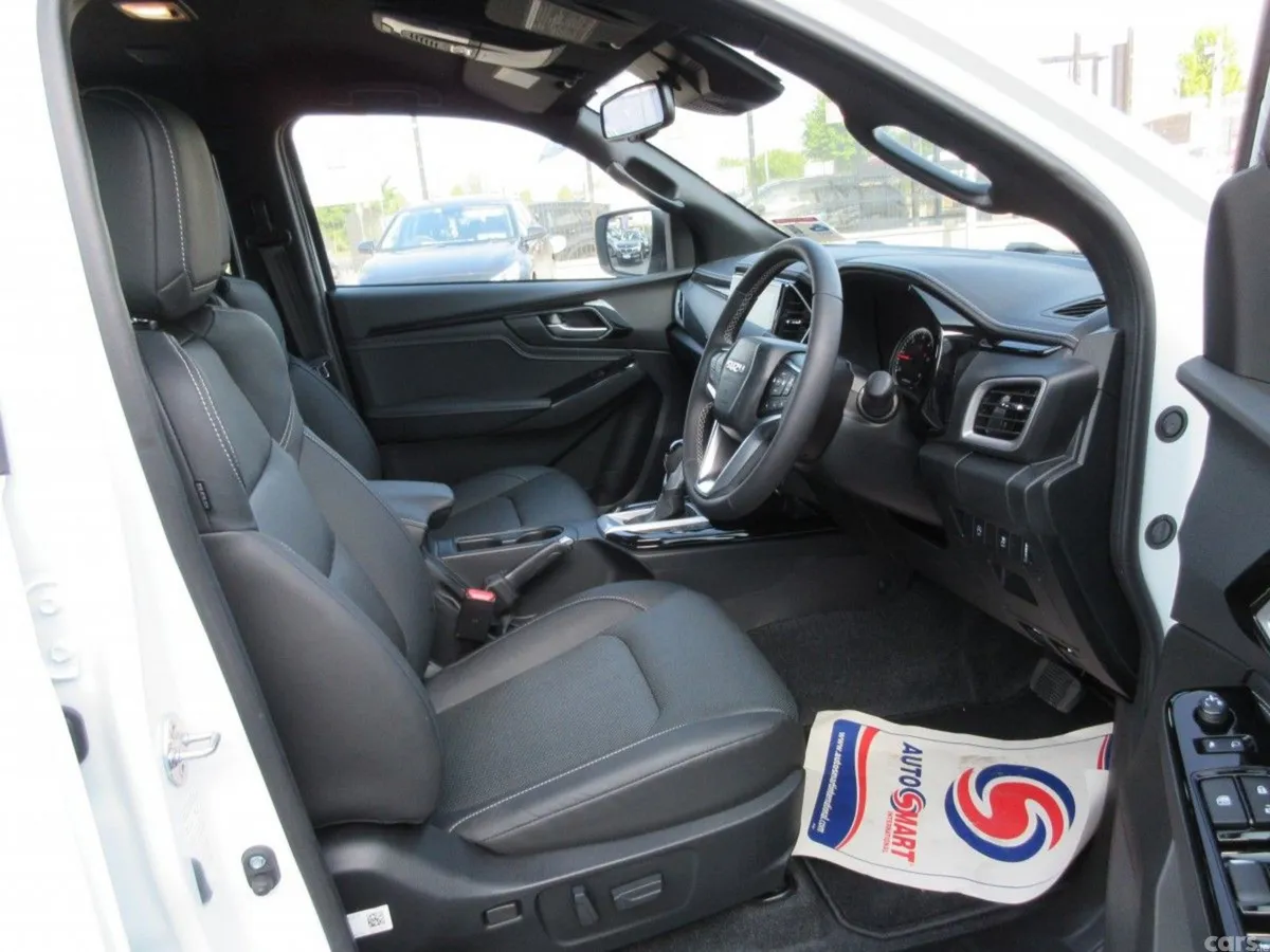 Isuzu D-Max MPV, Diesel, 2026, White