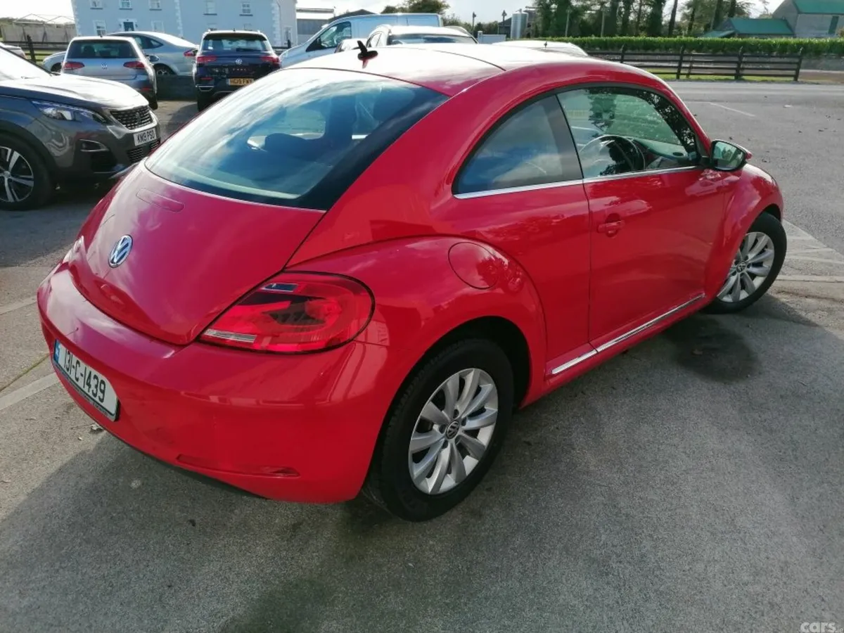 Volkswagen Beetle Hatchback, Diesel, 2013, Red