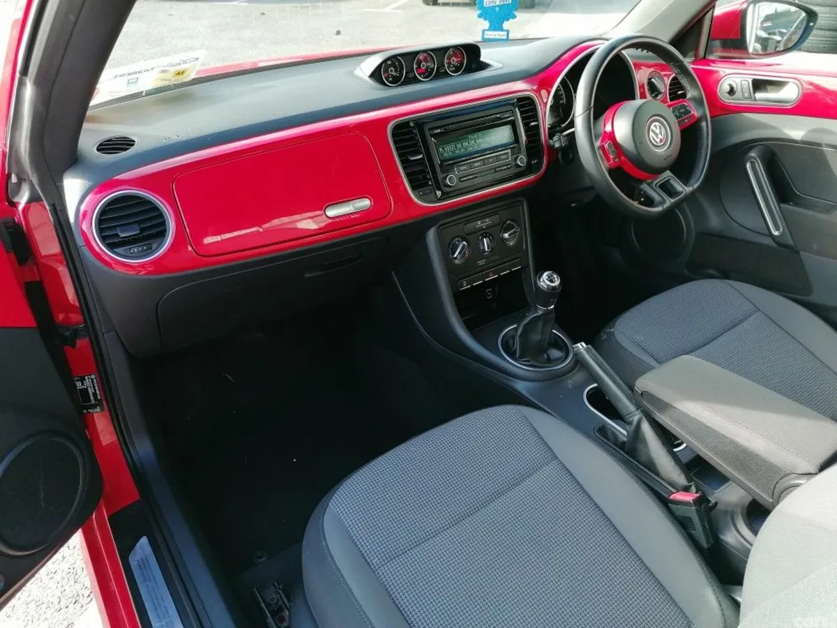 Volkswagen Beetle Hatchback, Diesel, 2013, Red