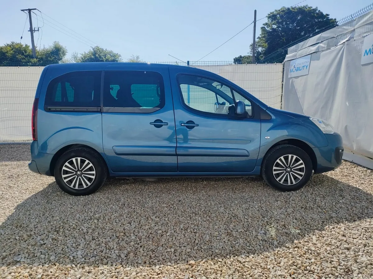 Peugeot Partner Tepee MPV, Diesel, 2017, Blue