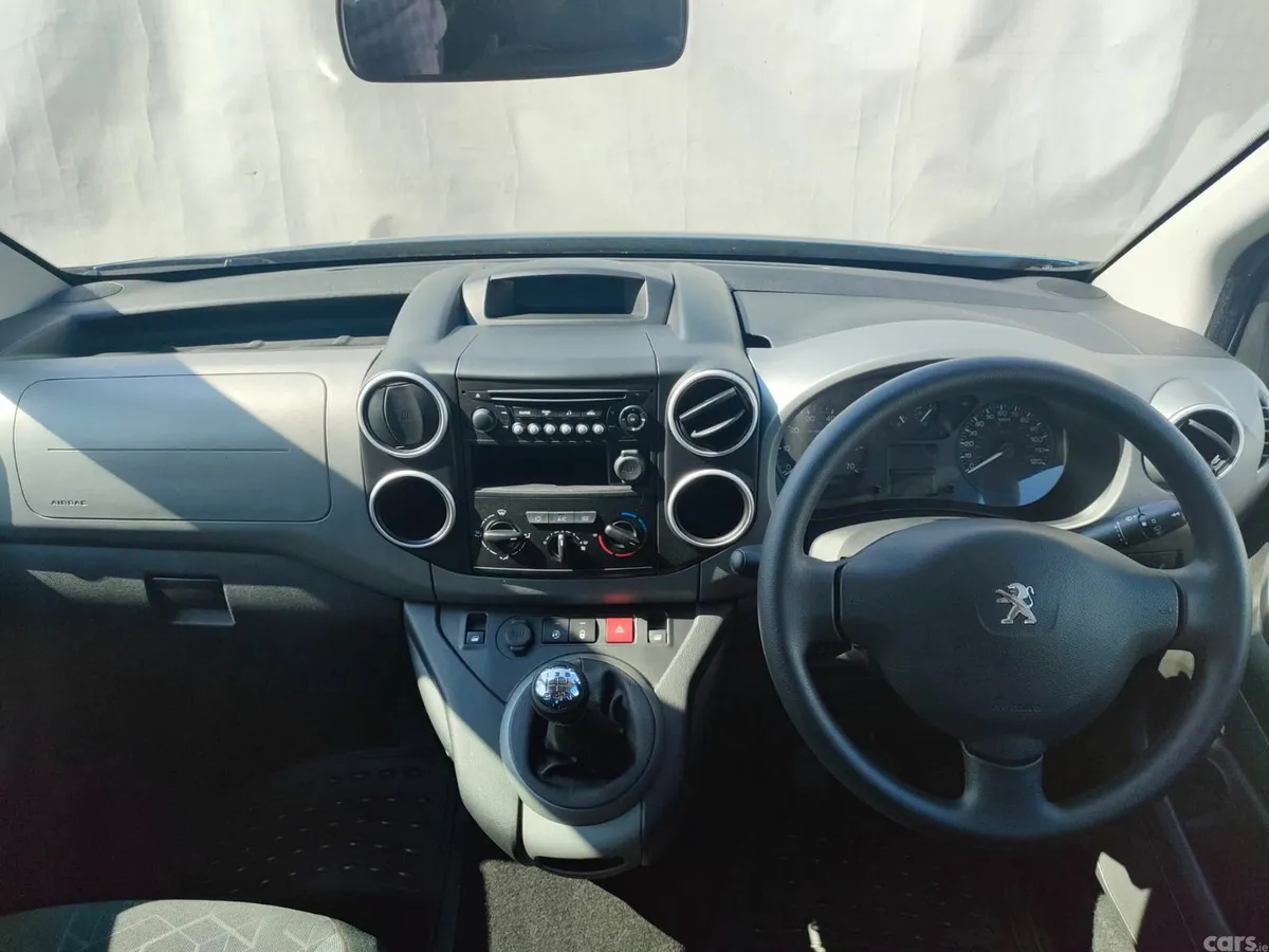 Peugeot Partner Tepee MPV, Diesel, 2017, Blue