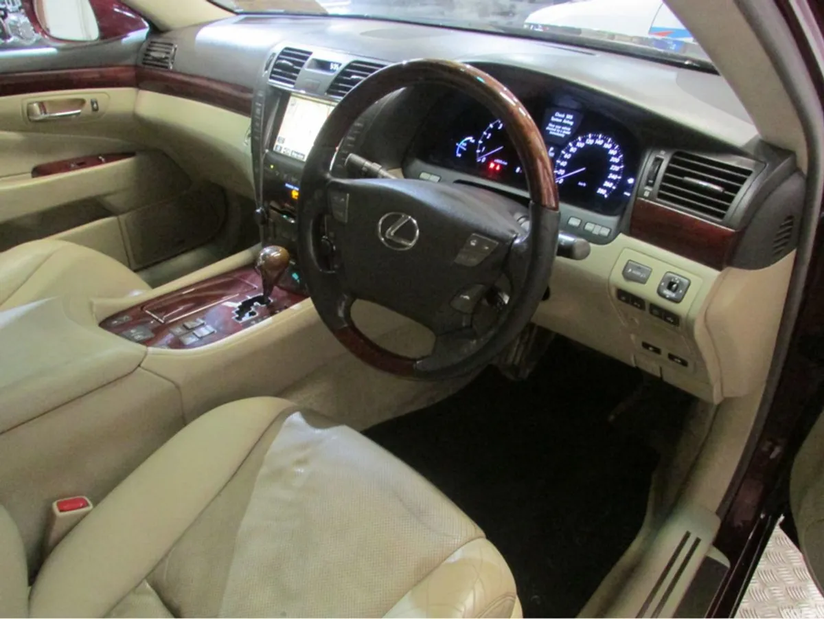 Lexus LS Saloon, Petrol Hybrid, 2008, Red