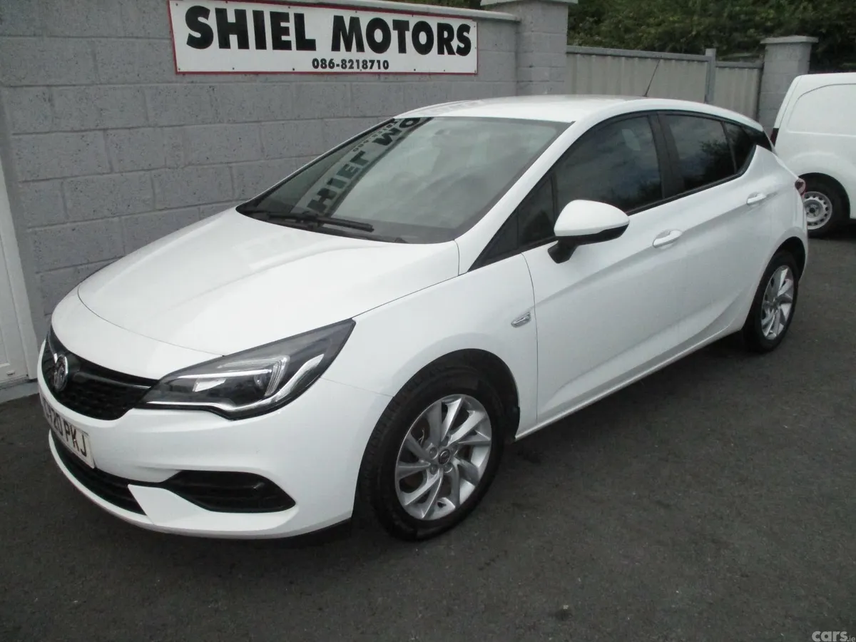 Opel Astra Hatchback, Petrol, 2020, White