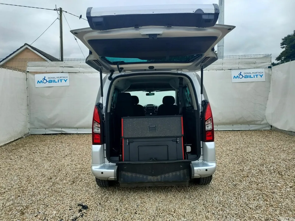 Peugeot Partner MPV, Diesel, 2018, Silver