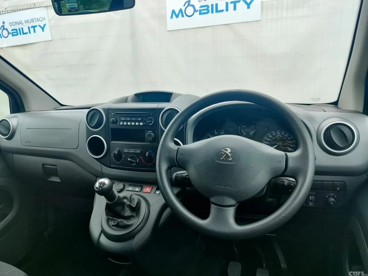 Peugeot Partner MPV, Diesel, 2018, Silver