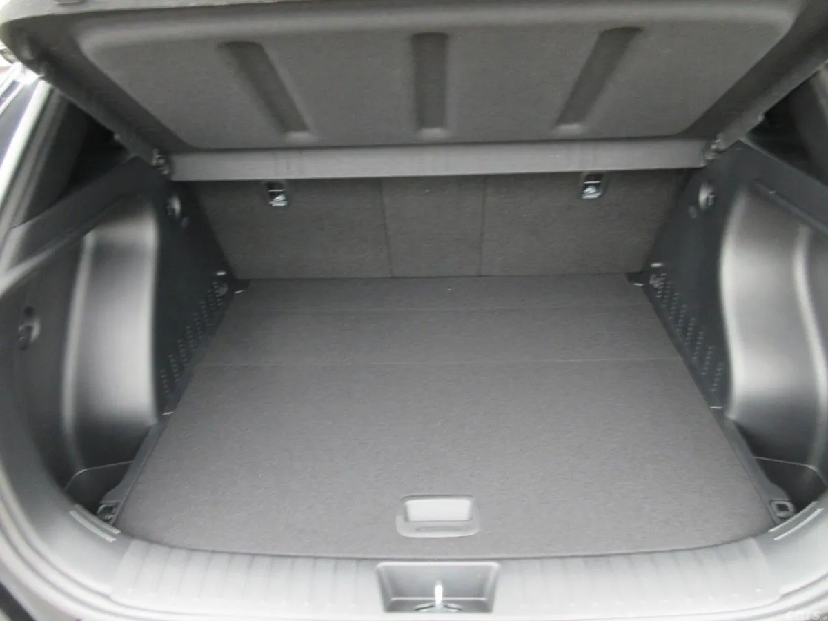 Hyundai KONA Hatchback, Petrol, 2025, Black