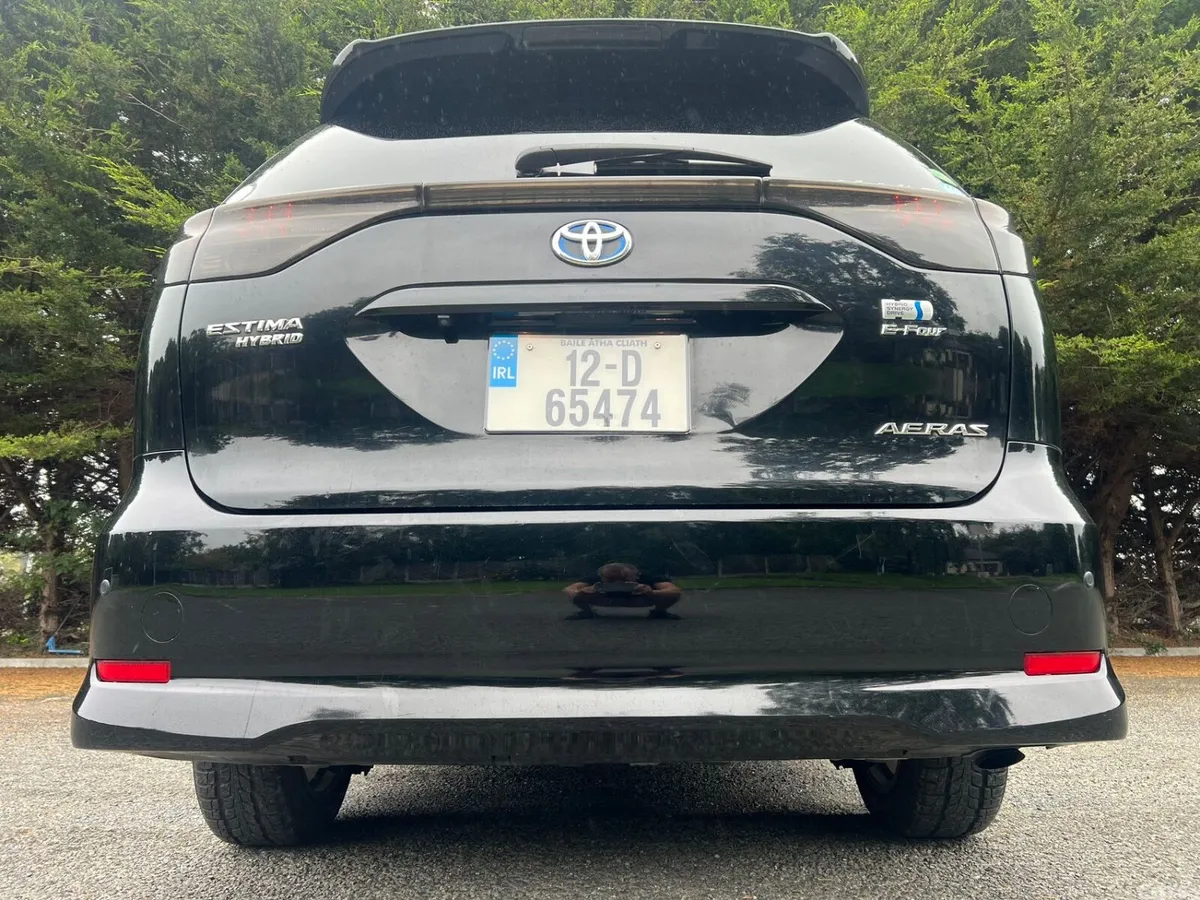 Toyota Estima MPV, Hybrid, 2012, Black
