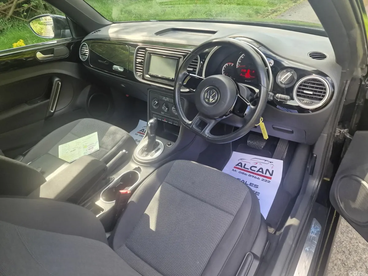 Volkswagen Beetle Hatchback, Petrol, 2014, Black