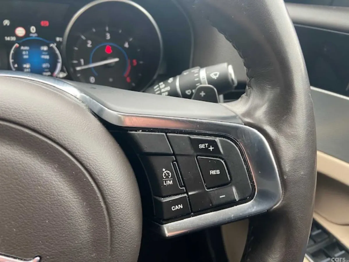 Jaguar XE Saloon, Diesel, 2016, Grey