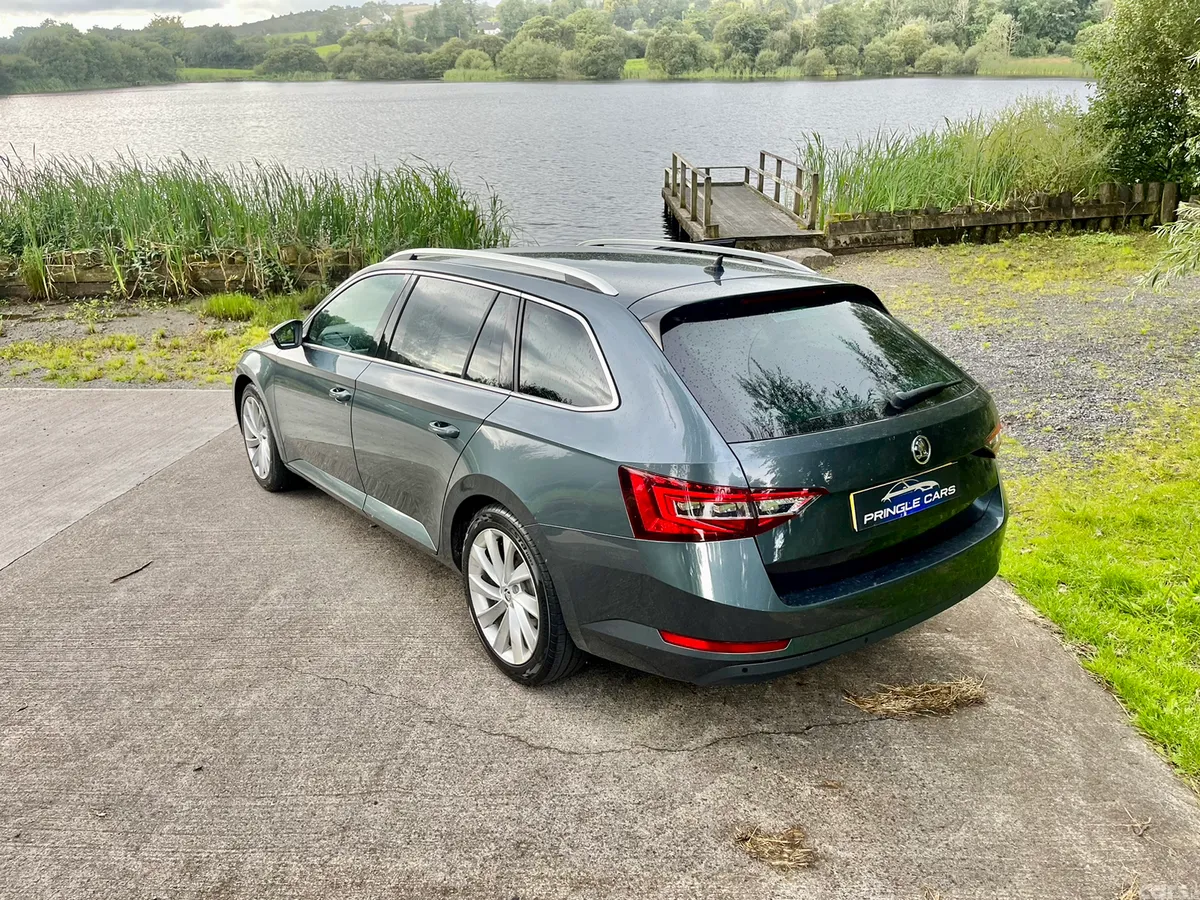 Skoda Superb Estate, Diesel, 2019, Grey