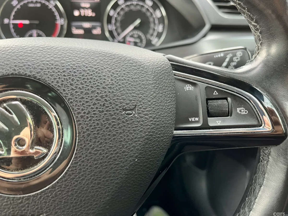 Skoda Superb Estate, Diesel, 2019, Grey
