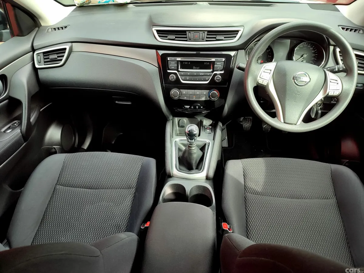 Nissan Qashqai SUV, Petrol, 2017, Brown