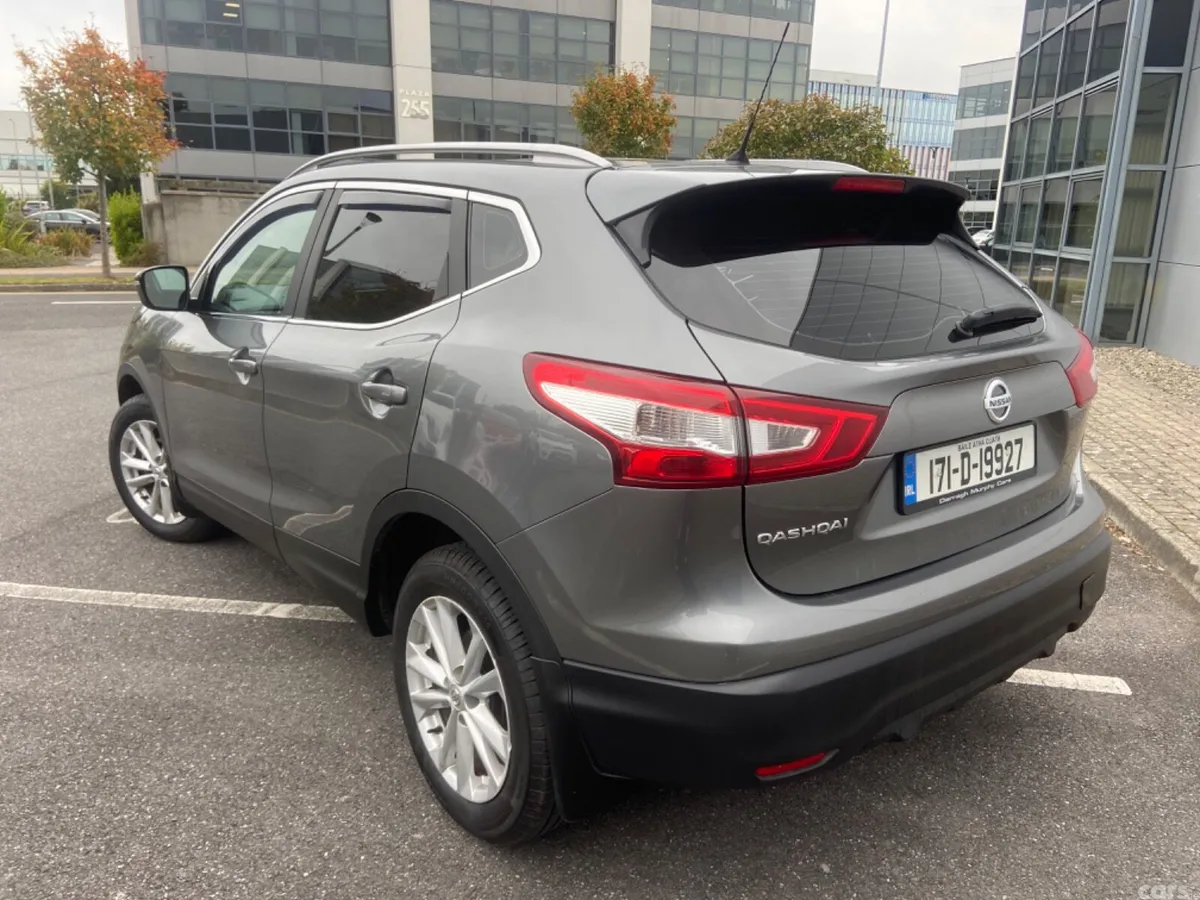 Nissan Qashqai SUV, Petrol, 2017, Grey