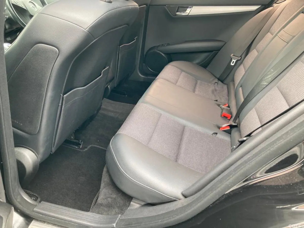 Mercedes-Benz C-Class Saloon, Diesel, 2010, Black