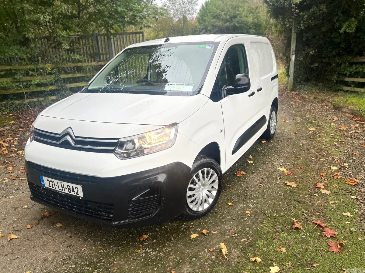 Citroen Berlingo MPV, Diesel, 2022, White