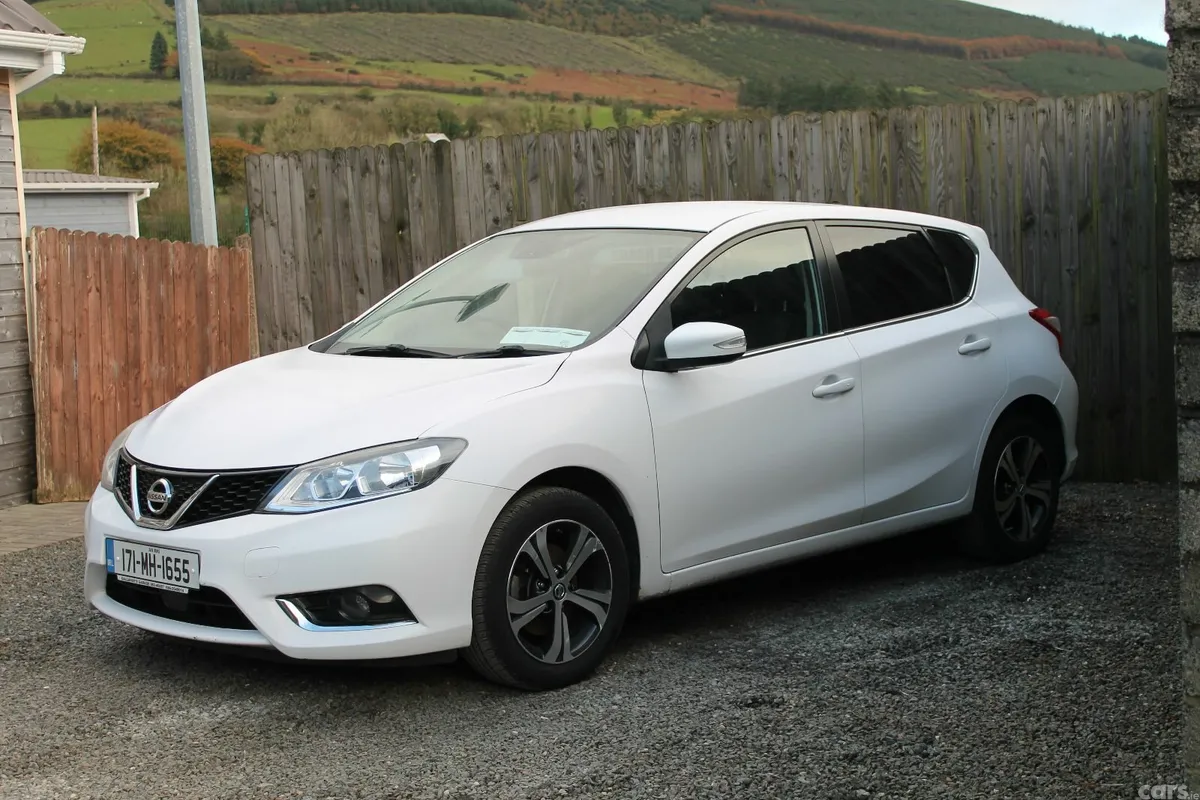 Nissan Pulsar Hatchback, Diesel, 2017, White