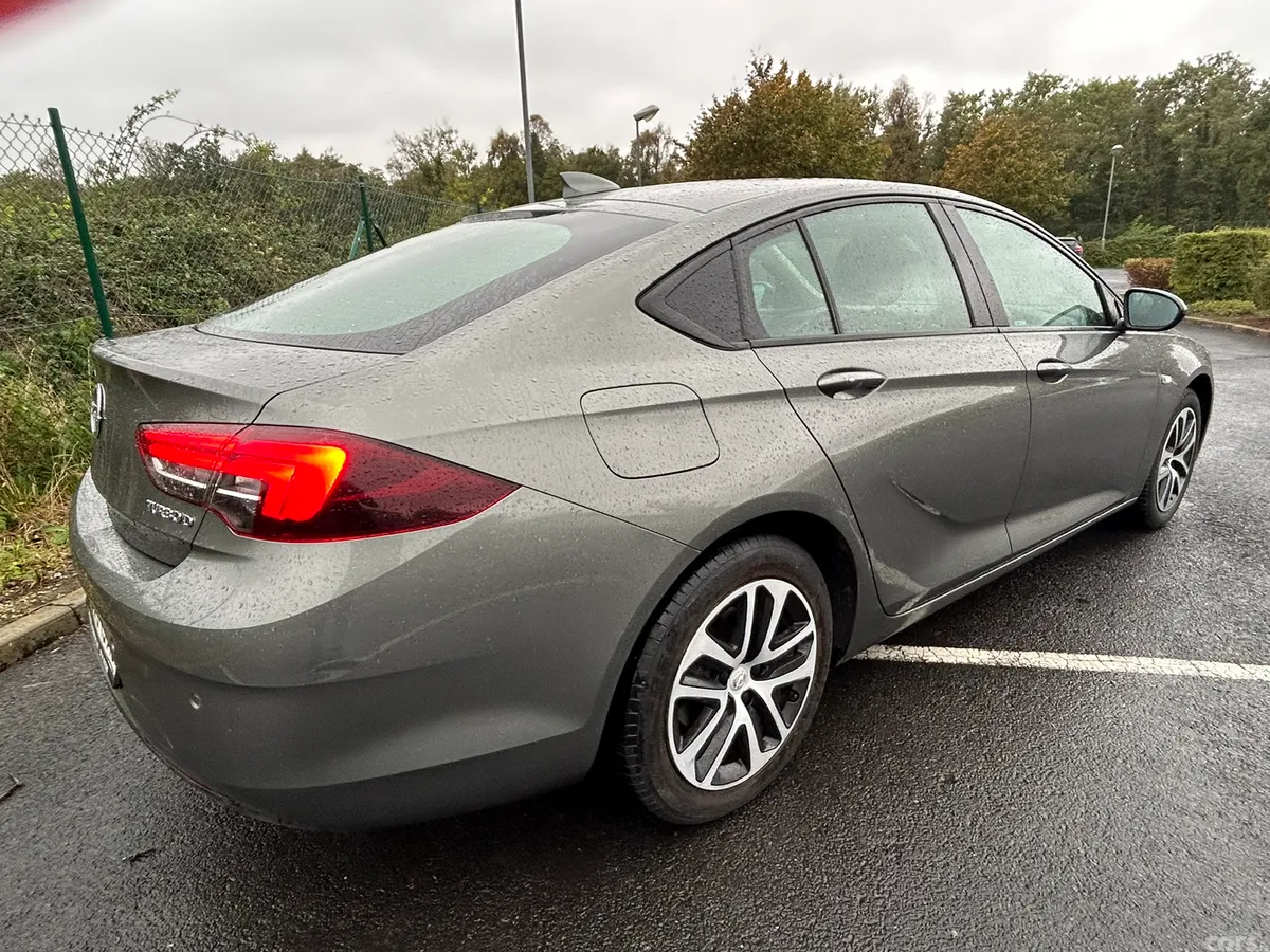 Opel Insignia Hatchback, Diesel, 2017, Grey