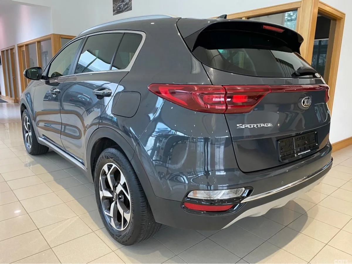 Kia Sportage SUV, Diesel Hybrid, 2021, Grey