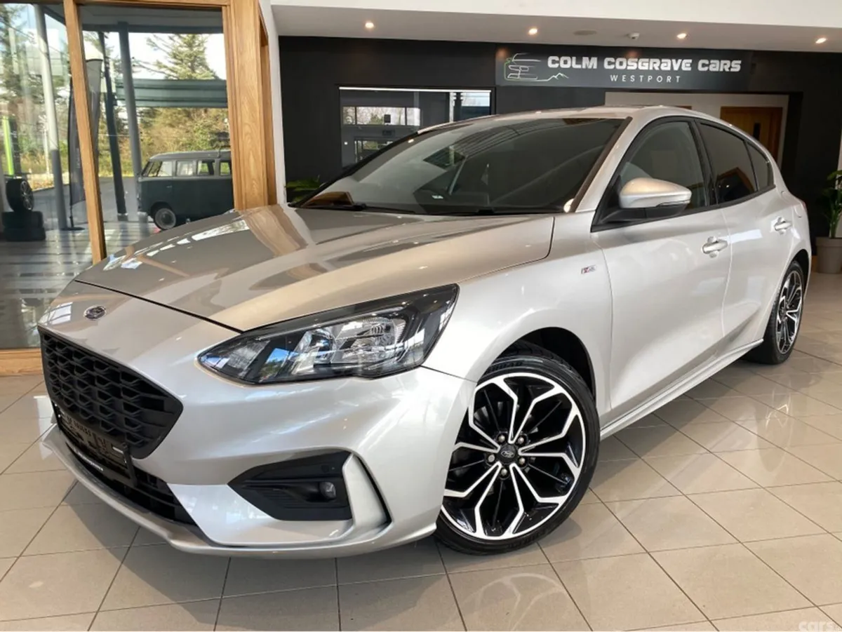 Ford Focus Hatchback, Diesel, 2021, Grey
