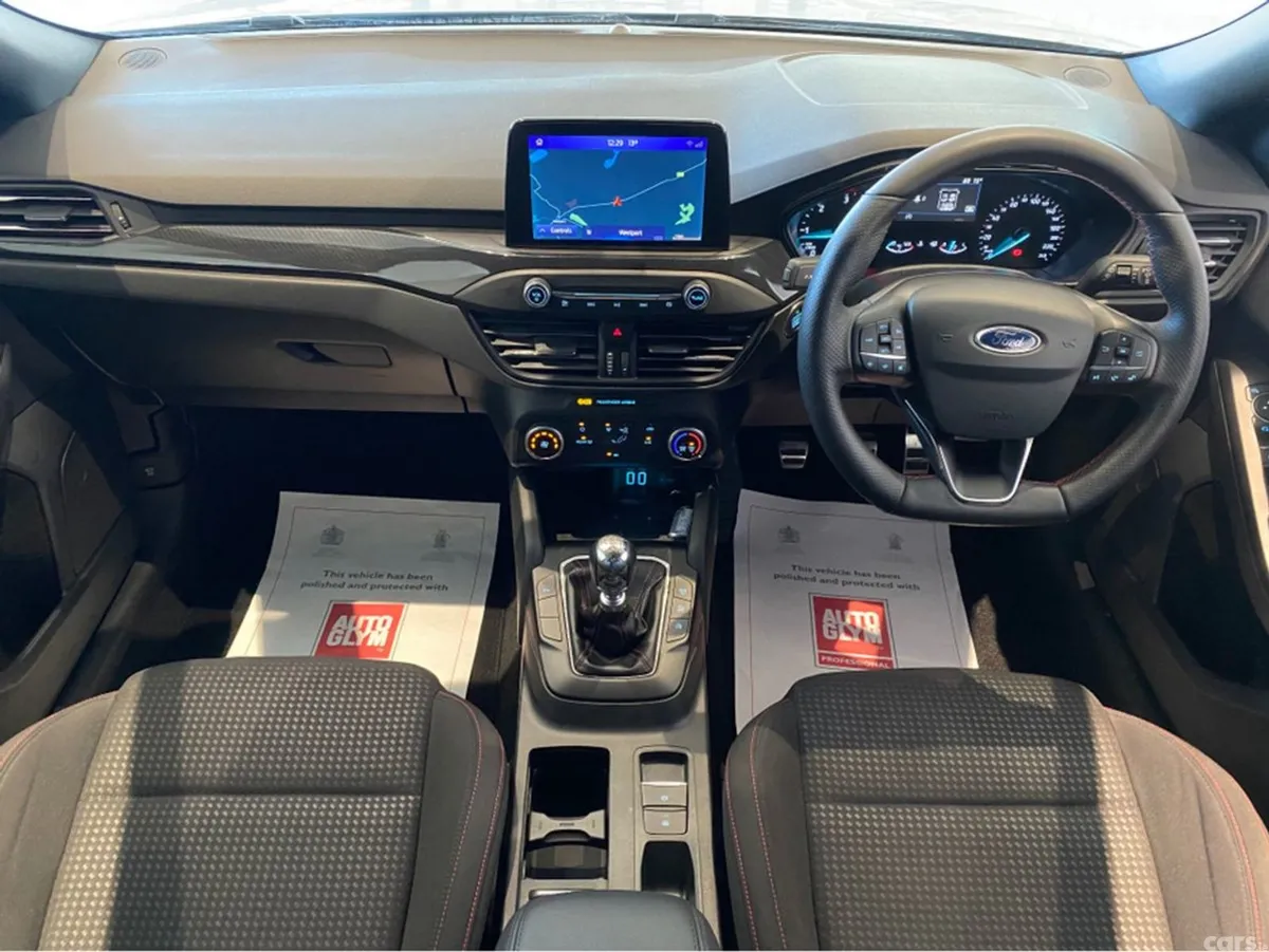 Ford Focus Hatchback, Diesel, 2021, Grey