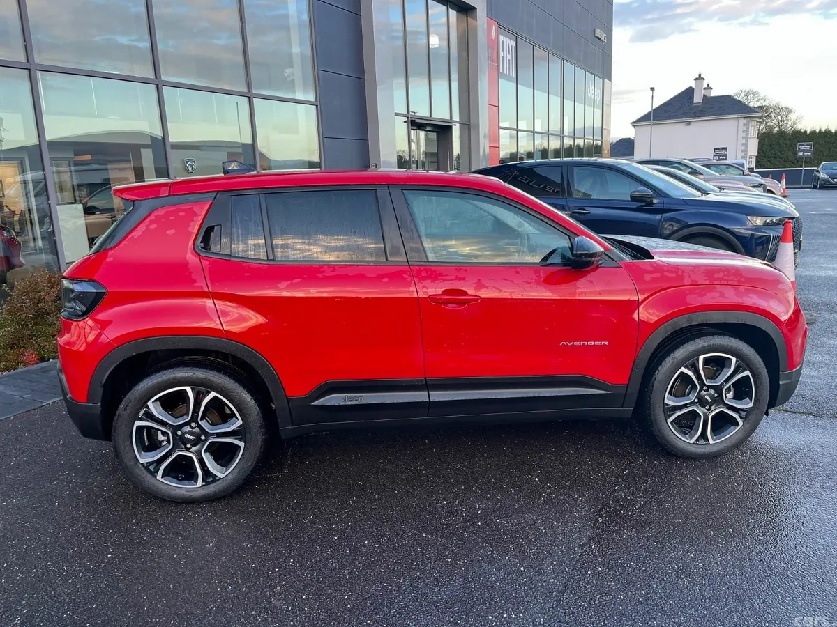 Jeep Avenger SUV, Electric, 2023, Red