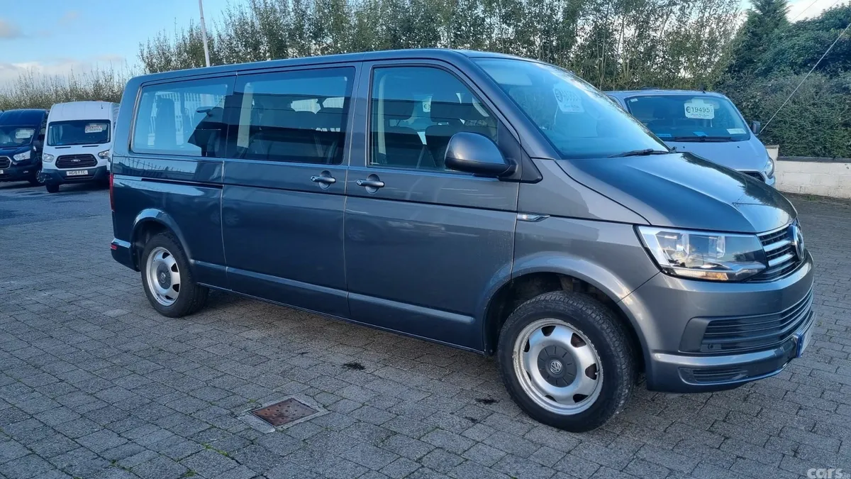 Ford Tourneo MPV, Diesel, 2020, Black