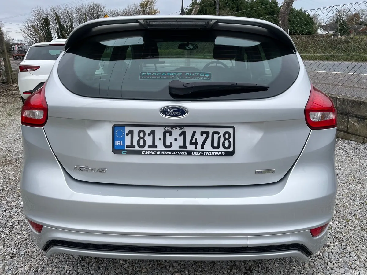 Ford Focus Hatchback, Petrol, 2018, Silver