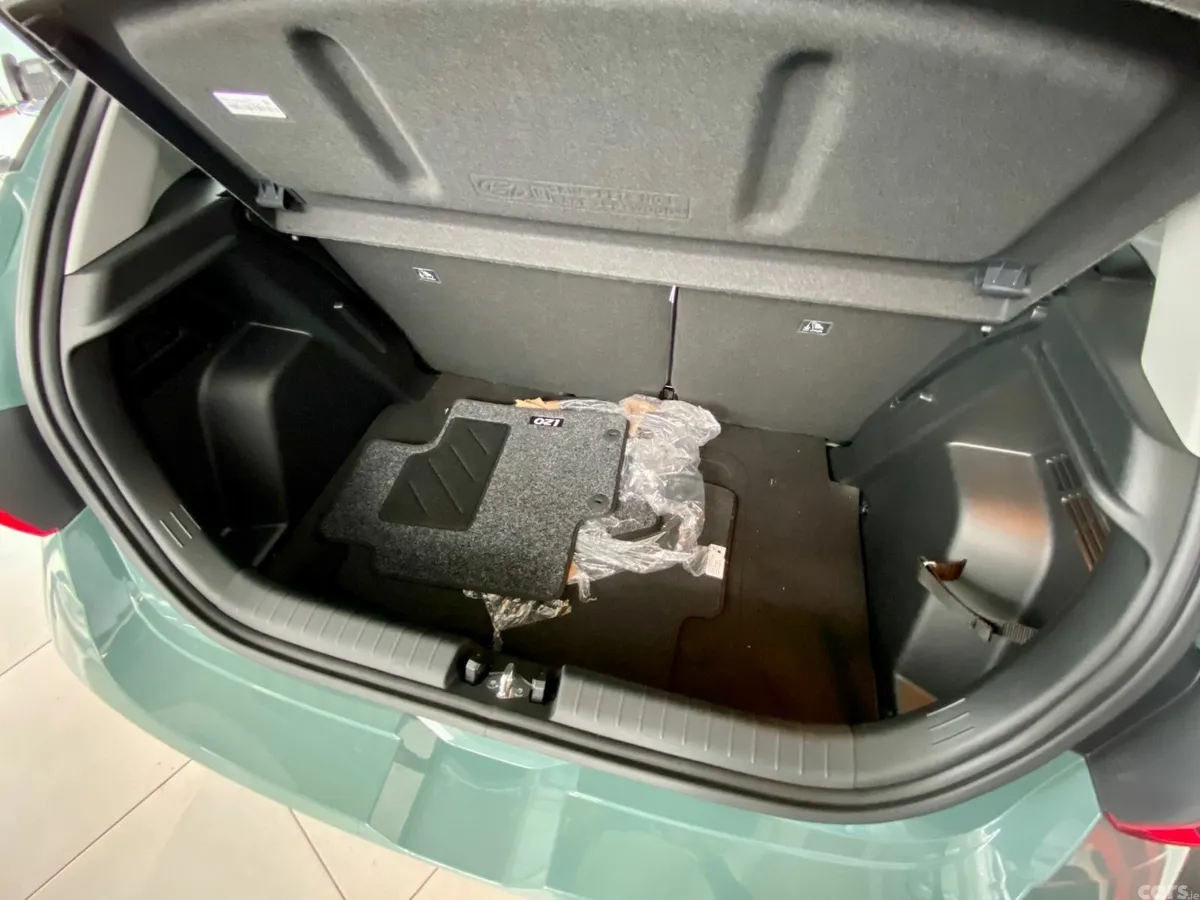 Hyundai i20 Hatchback, Petrol, 2027, Other