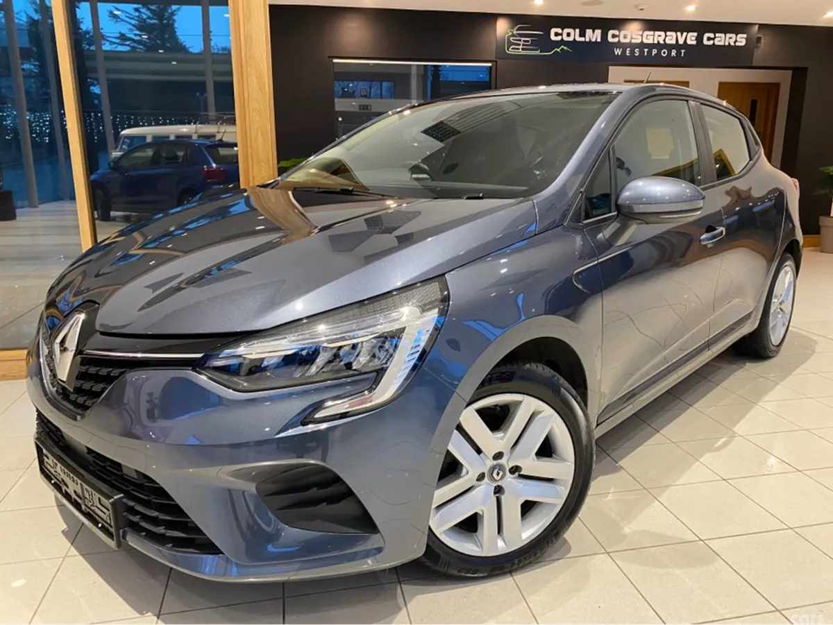 Renault Clio Hatchback, Petrol, 2022, Grey