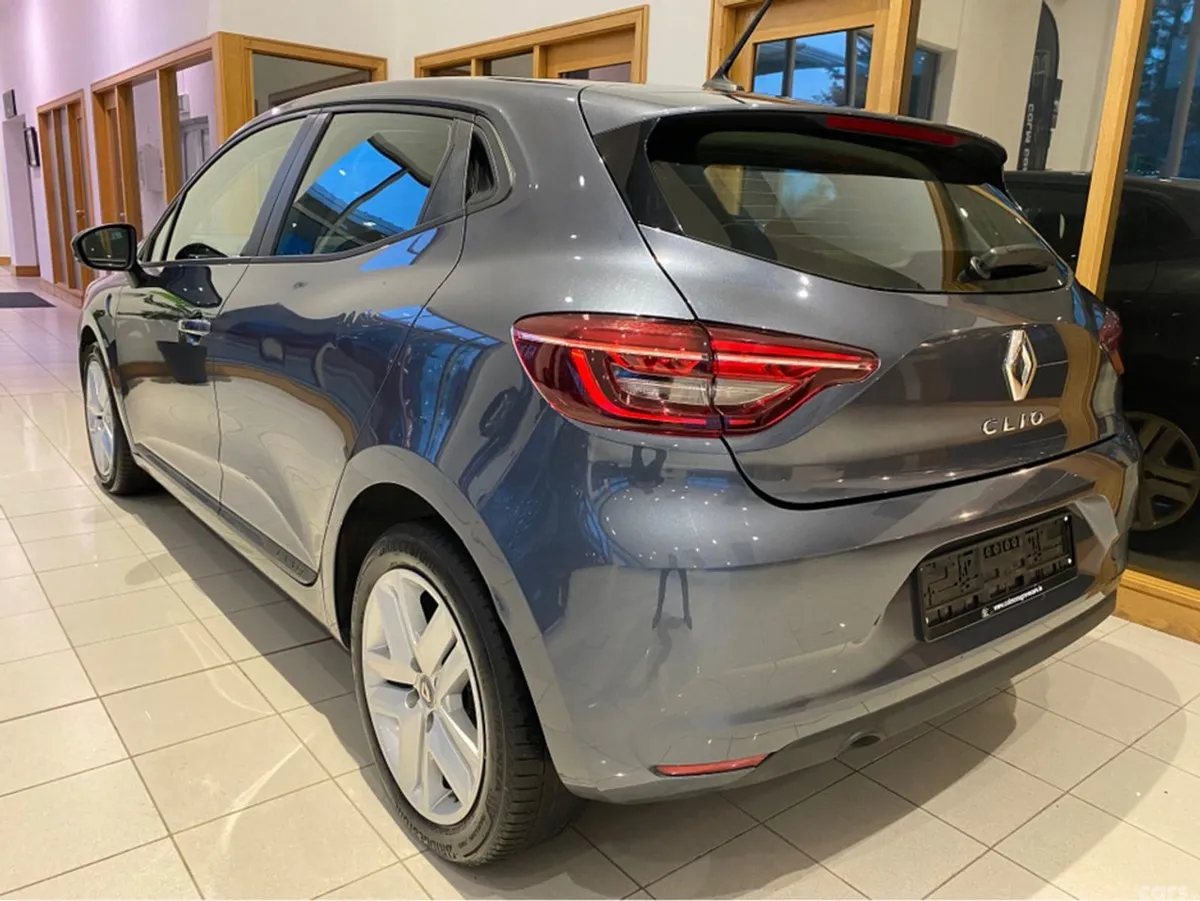 Renault Clio Hatchback, Petrol, 2022, Grey