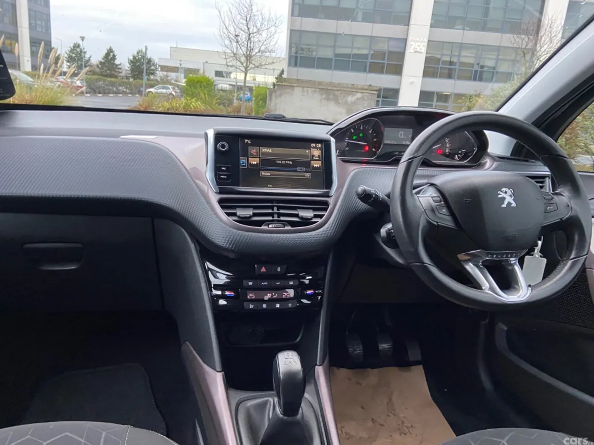 Peugeot 2008 SUV, Diesel, 2015, Grey