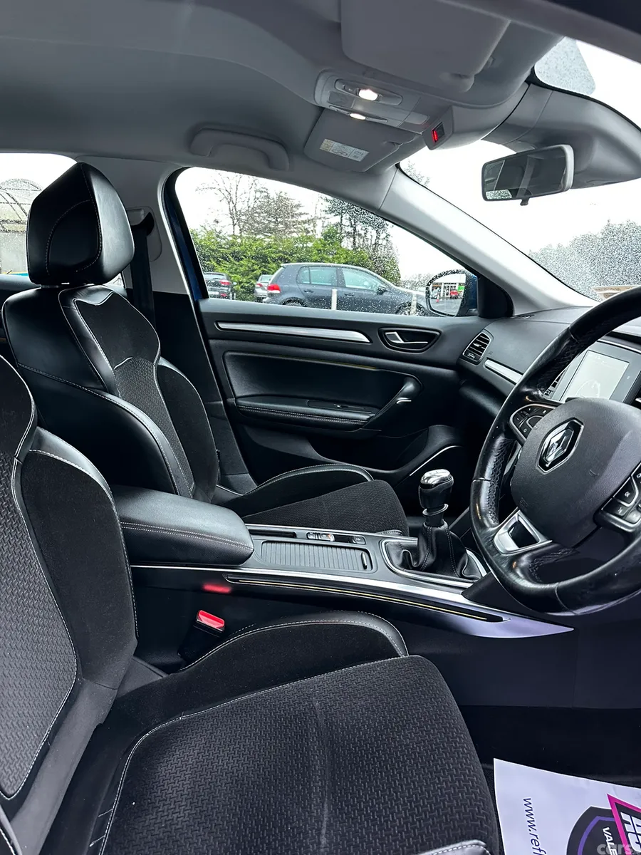 Renault Megane Saloon, Diesel, 2017, Blue