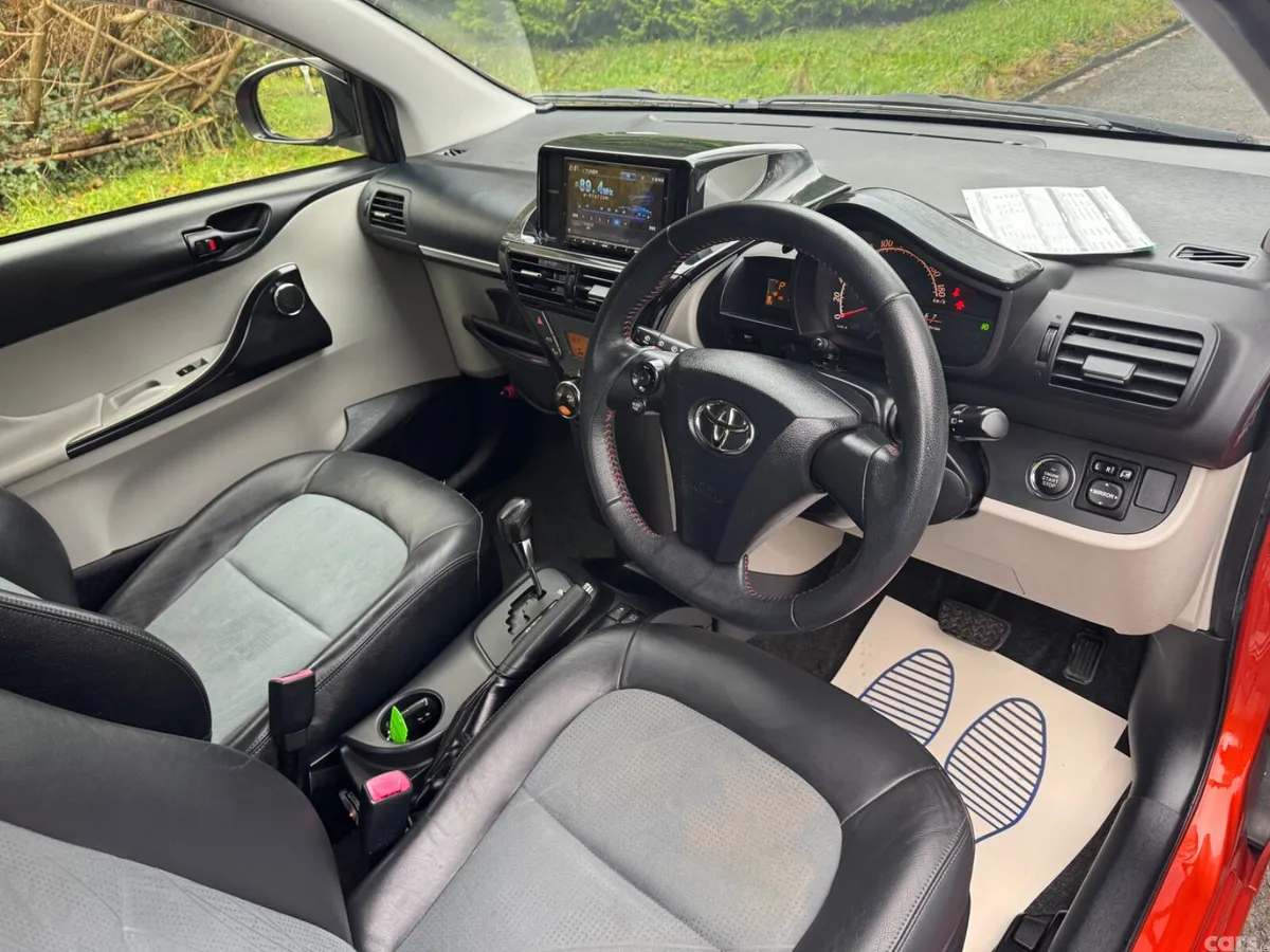 Toyota iQ Hatchback, Petrol, 2013, Orange
