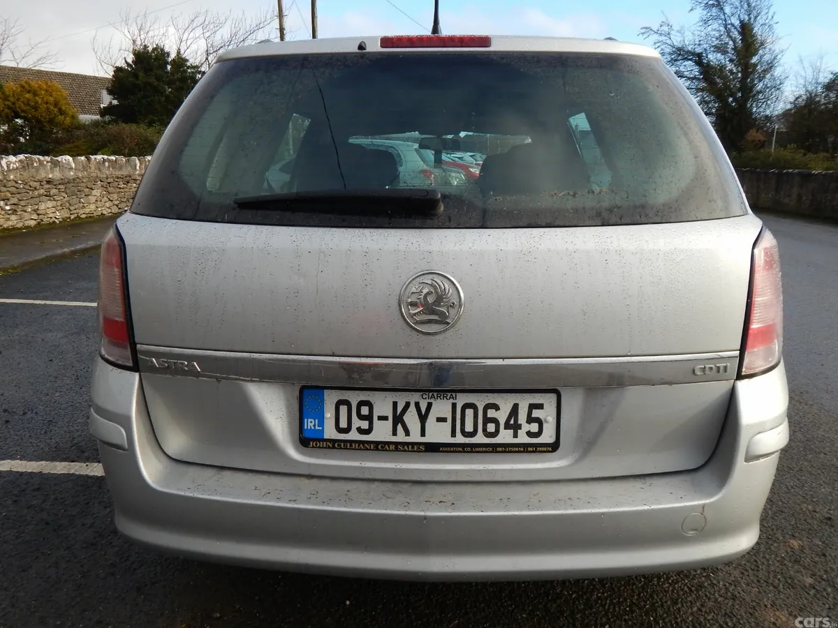 Vauxhall Astra Estate, Diesel, 2009, Silver