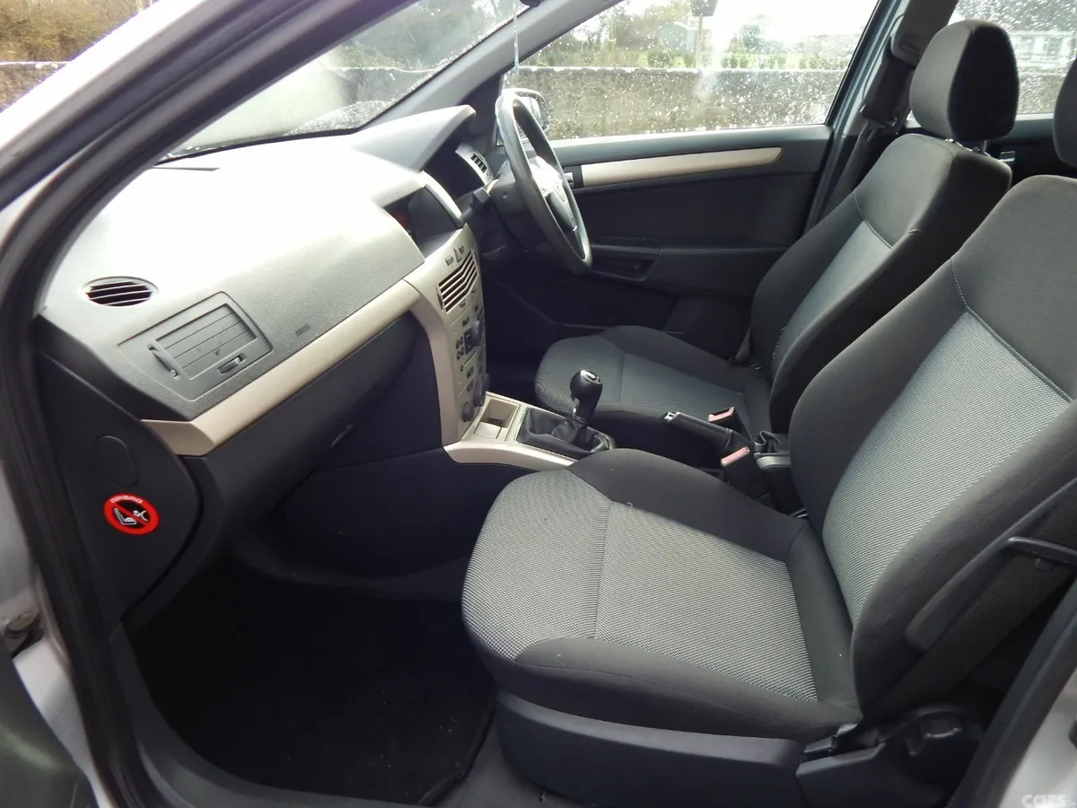Vauxhall Astra Estate, Diesel, 2009, Silver