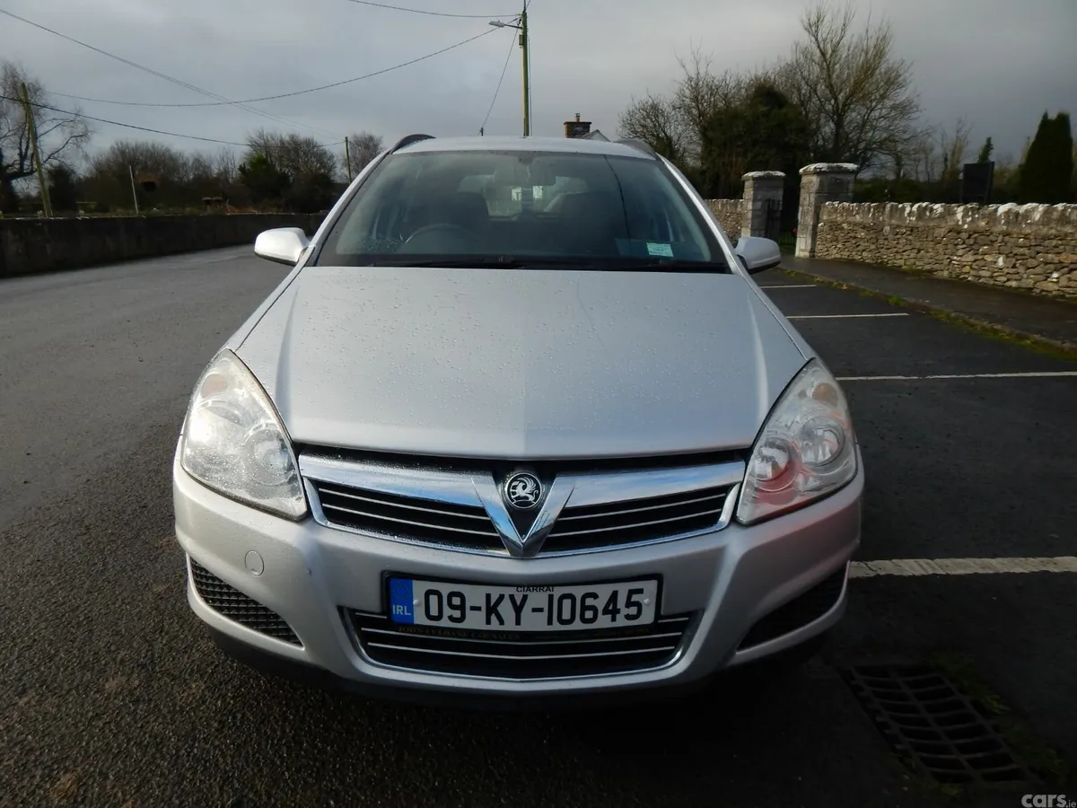 Vauxhall Astra Estate, Diesel, 2009, Silver